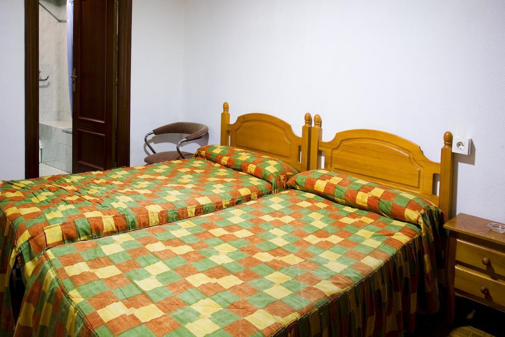 Hostal Temino Бургос Номер фото