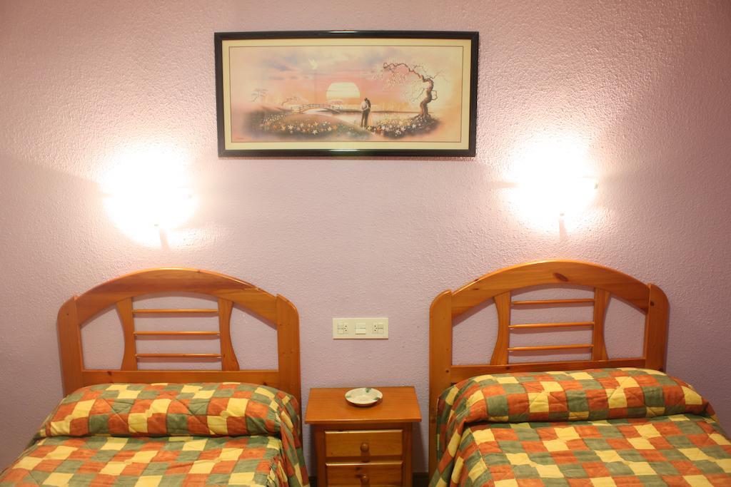 Hostal Temino Бургос Номер фото