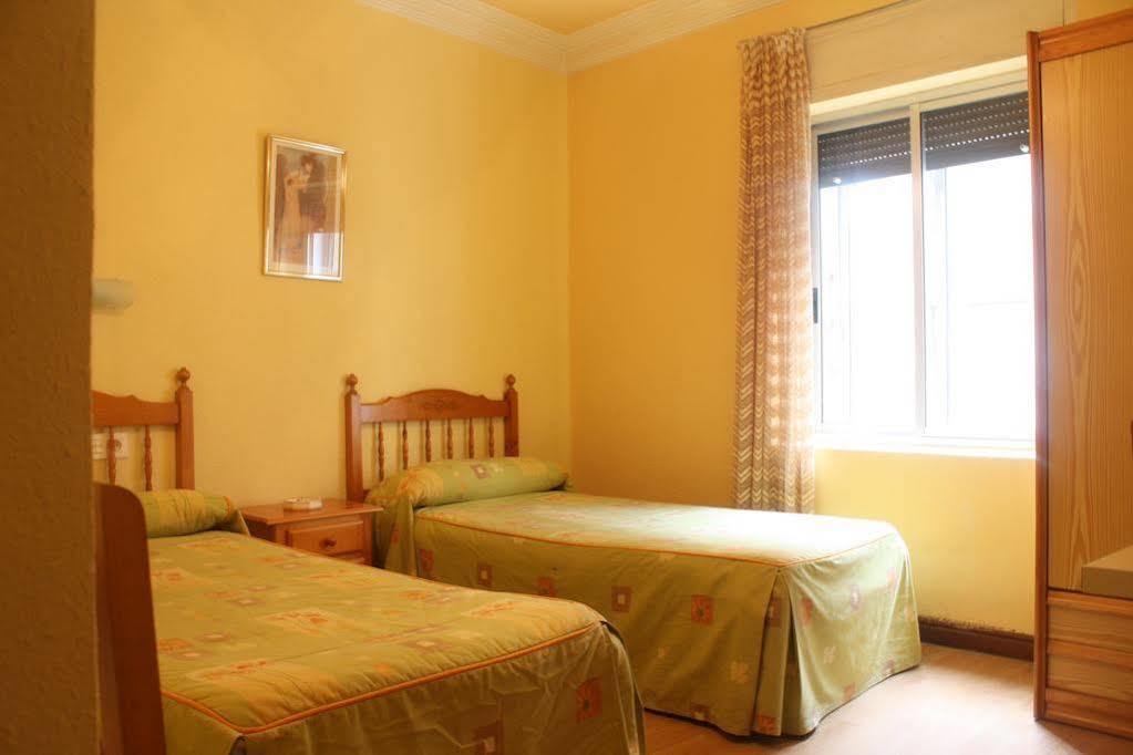 Hostal Temino Бургос Екстер'єр фото